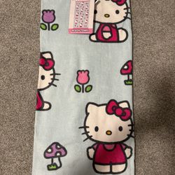 BRAND NEW: Hello Kitty Beach Towel 36 in X 70 in