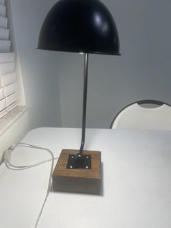 lámpara de mesa