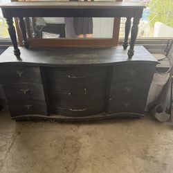 Dresser/vanity Mirror And Bench Set