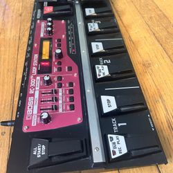 Boss RC-300 Loop Station
