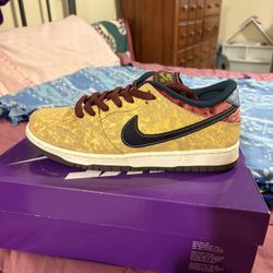 Nike SB Dunk Low Pro (Celestial Gold/Black) Size 9