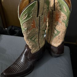 Western Boots Size 6.5 Woman 