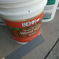 House & Paint Wood Stain Gray Color $125 San Bernardino 