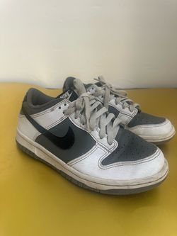 Nike Dunk Low "Light Smoke Grey" sneakers