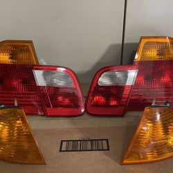 BMW E46 4dr Taillights Signal lights