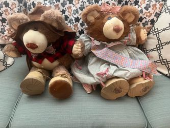 Stuffed bears