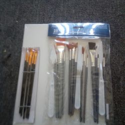 3 Canvases & about 30 Art Brushes/Tools