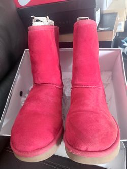 UGGS