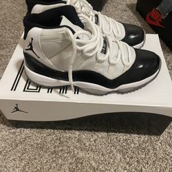 Jordan 11 concord size 9 