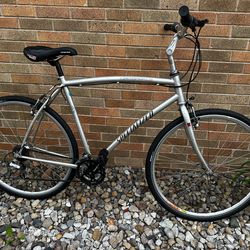 Specialized Crossroads Men’s 22” Bike Hybrid
