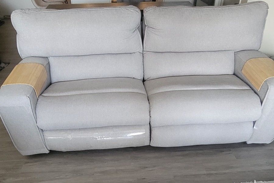 Challenger Reclining Loveseat