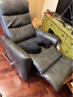 Leather recliner