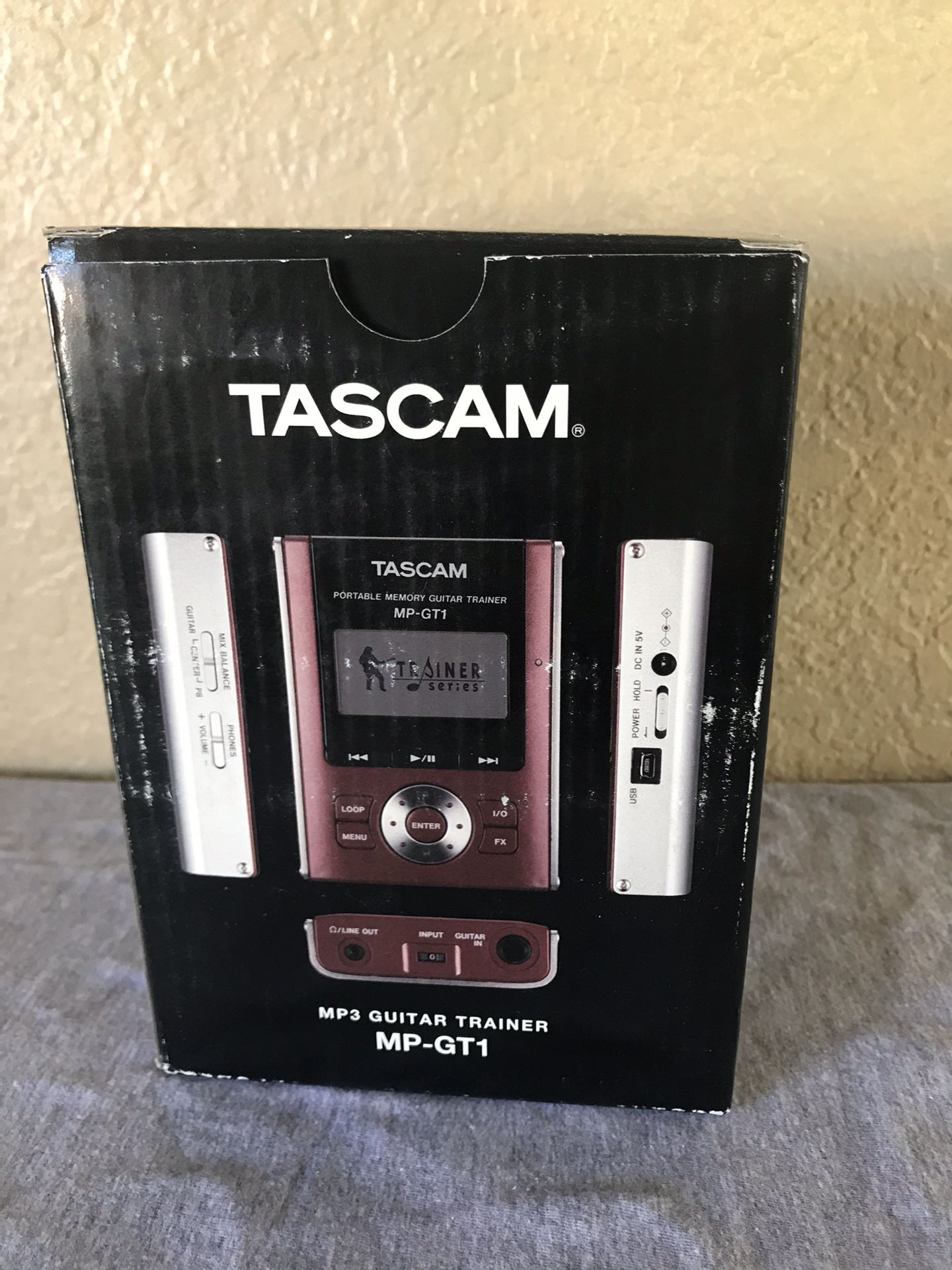 Tascam MP-GT1 MP3 Portable Memory Guitar Trainer & Manual With Box & Papers