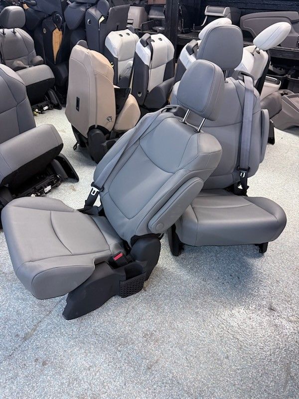BRAND NEW GRAY LEATHER BUCKET SEATS WITH SEATBELTS 
