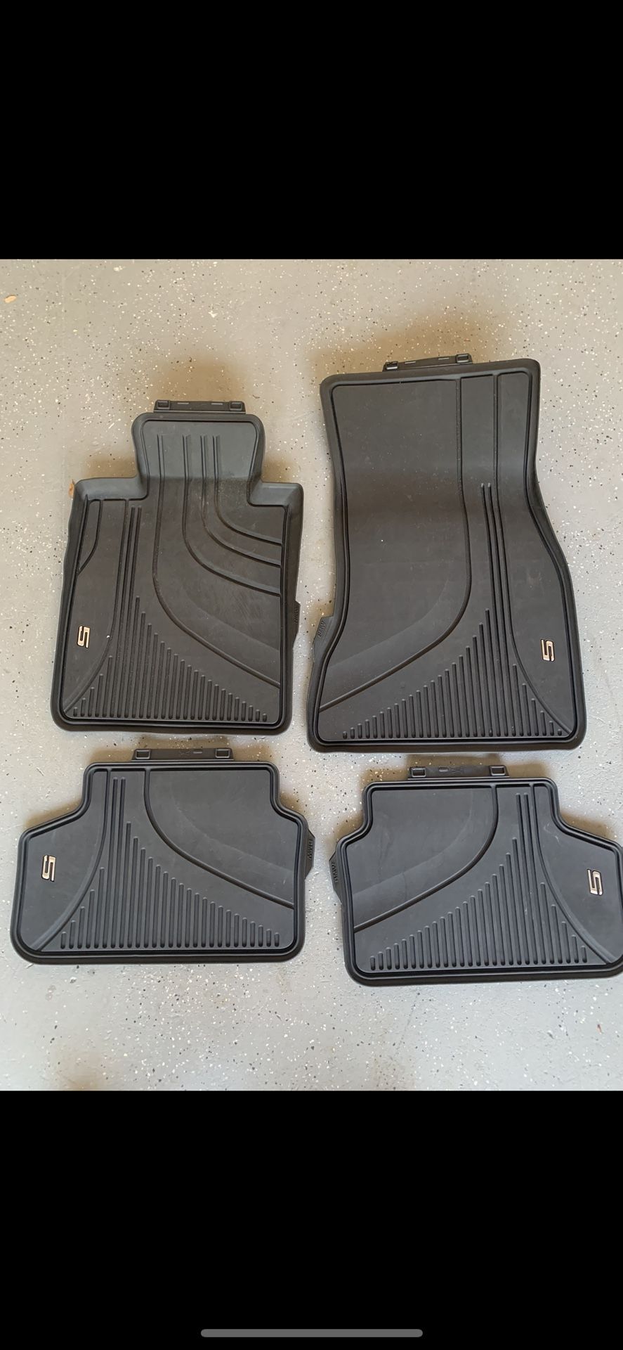 AWESOME NEW BMW RUBBER FLOOR MATS 5 SERIES  RETAIL IS $300