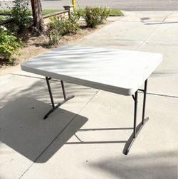 4’ White Folding Table | PRICE IS FIRM