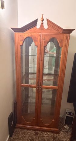 Curio Cabinet FREE!!!