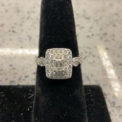 10KT White Gold Engagement Ring W/ Natural Diamonds 37451-1