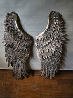 Decorative wall hanging