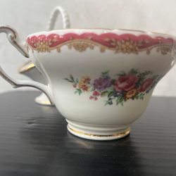 RARE FIND! Vintage Montrose Tea Cup fine bone china Made in England 1850