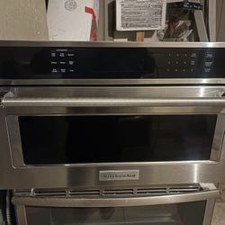 Kitchenaid Built-In Microwave Works Perfect In The Condition