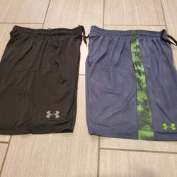 2 Under Armour Men's Shorts Size Medium