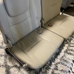 Gx (contact info removed) to 2009 3rd row seats