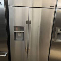 Dacor 42”refrigerator stainless steel 2024 built in