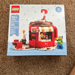 Lego Hot Cocoa Exclusive 