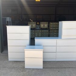 4pc White Dresser Set