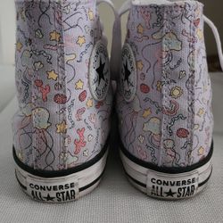 Kids Size 3 Or Women's 5 Like New Under the Sea High Top Converse 