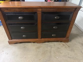 Wood Dresser