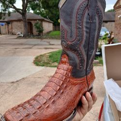 Crocodile Boots 
