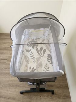 3 in 1 Baby Bassinet with Canopy and Wheels