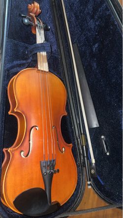Violin with Bow and Case