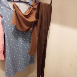 Brown Leggings Brown 🤎 Shirt Outfit