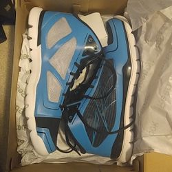 BNIB...Size 14 Reebok... Make offer