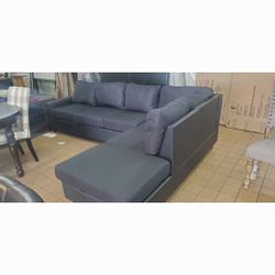 2 Psc Sectional
