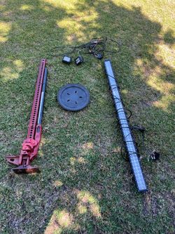 Off-Road Accessories Bundle – Hi-Lift Jack & LED Light Bar