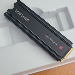 Samsung 980 Pro 1TB M.2 SSD With Heatsink