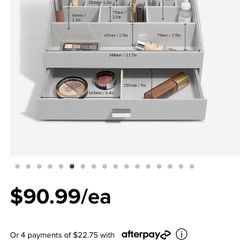 Large Makeup Organizer 