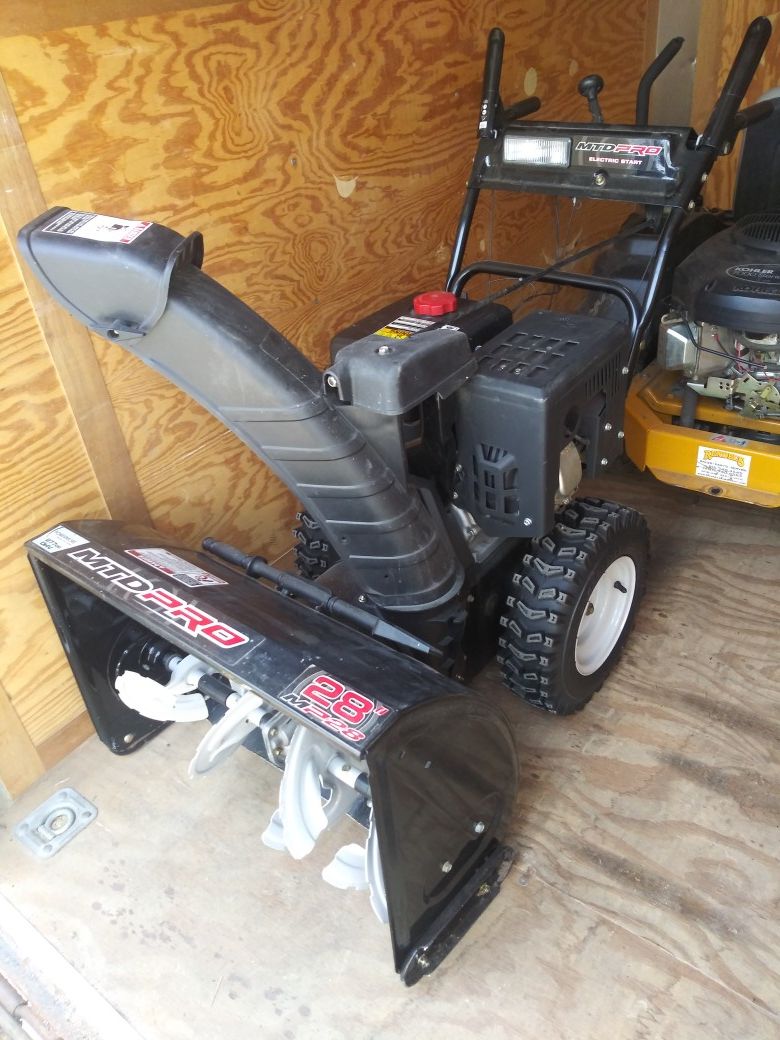 Like New MTD PRO Snowblower