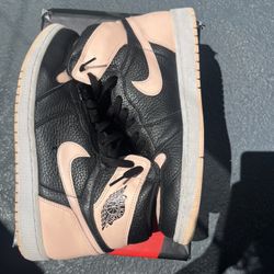 Jordan 1 Pink Crimson 