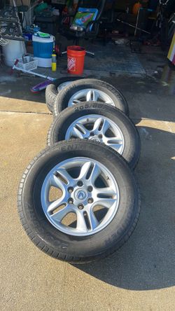 Lexus rims and tires