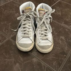 Nike Blazers In White Size Womens 8.5 
