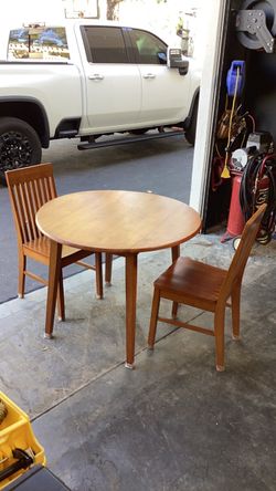 Dinning table drop leaf
