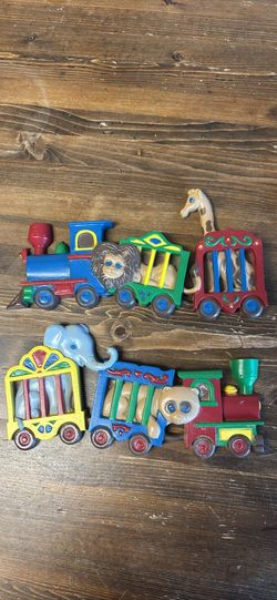 Vintage Burwood Products USA 2-piece nursery decor circus animal train wall decor plastic #3109 1991