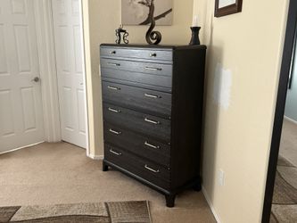 Bedroom Set For Sale