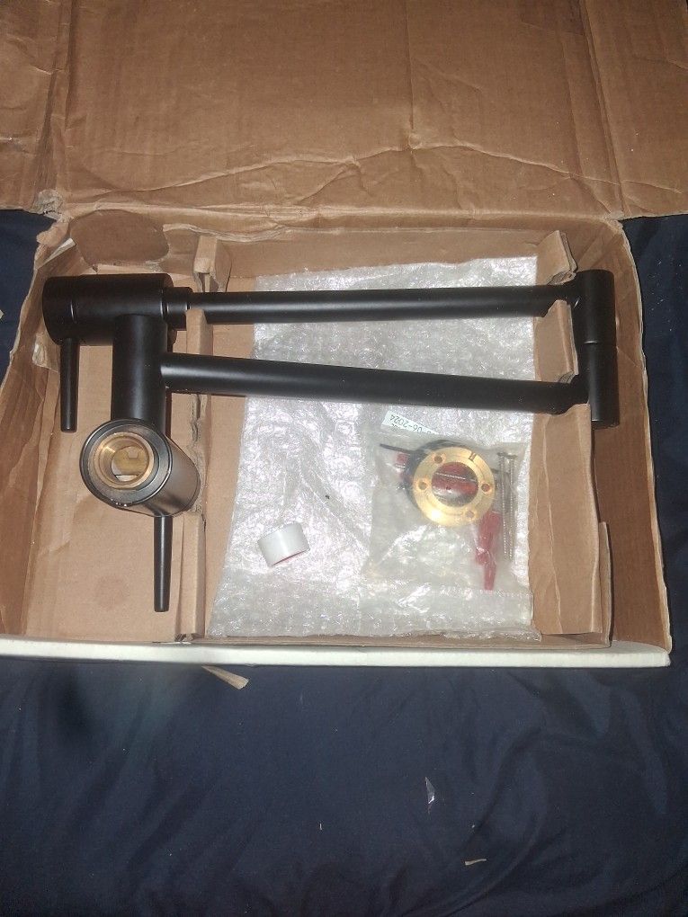 Delta Pot Filler; Matte Black