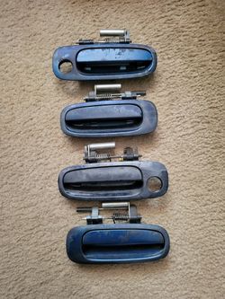 2004 2005 2006 Scion xB Outside Exterior Door Handles 